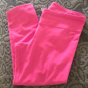 Under Armour Crops
